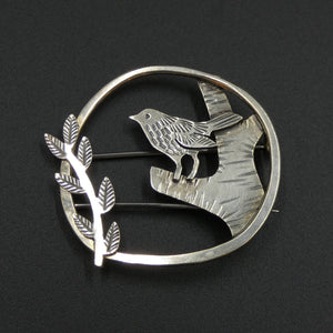 Wren brooch by jeweller Helen Shere